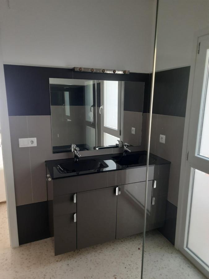 Habitaciones En Casa Miguel Калета-де-Велес Екстер'єр фото